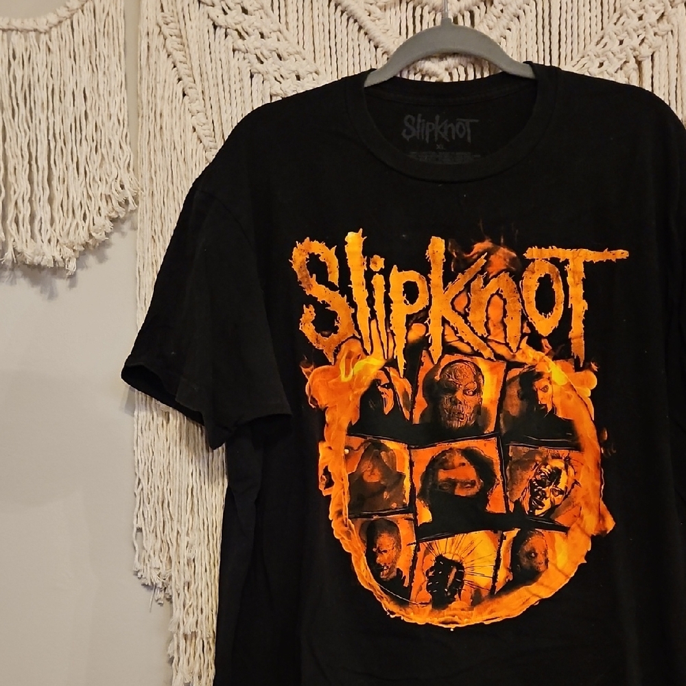 Slipknot Black and Orange Graphic T-Shirt
